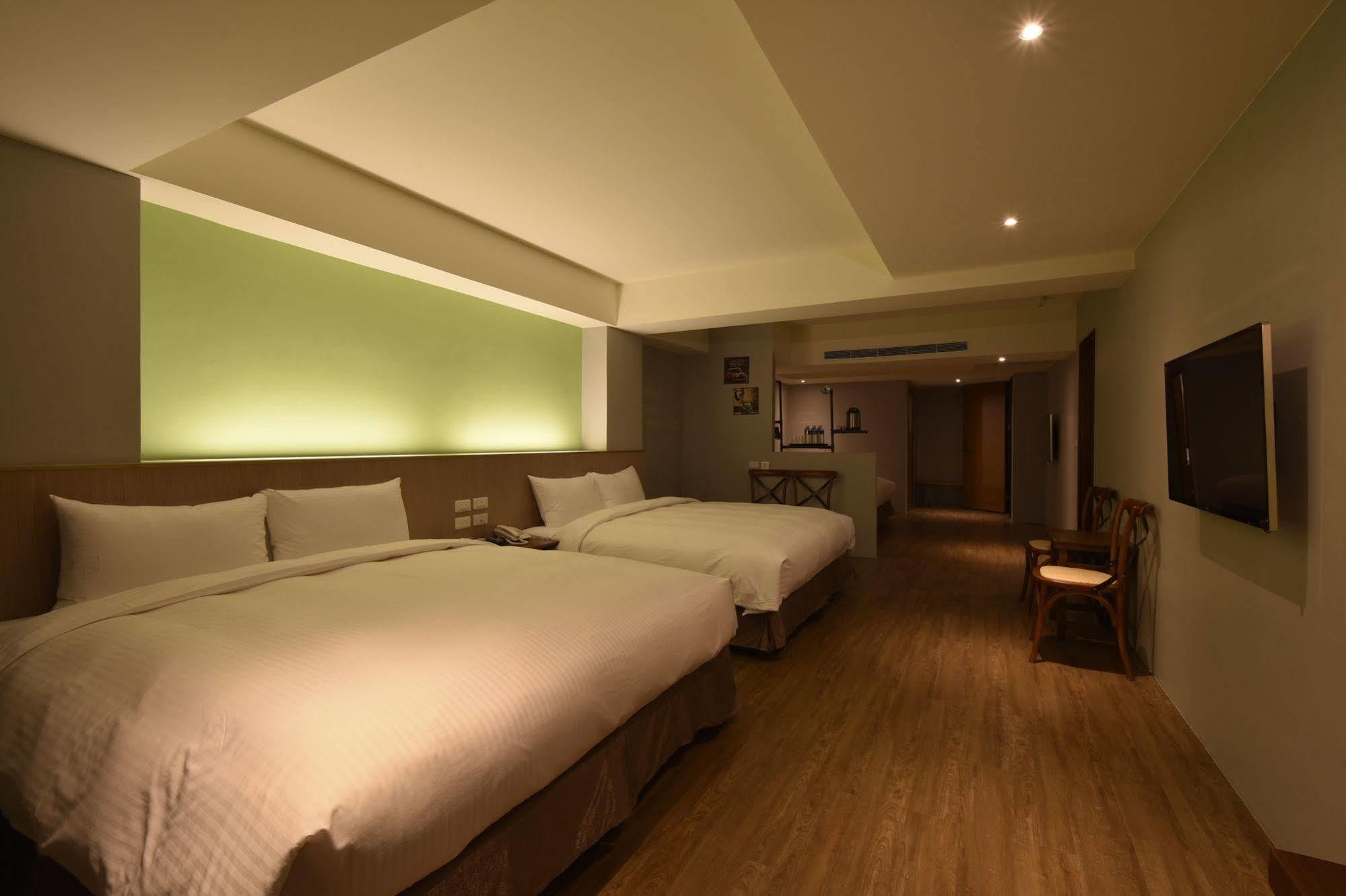 טאינאן Tourism Inn מראה חיצוני תמונה