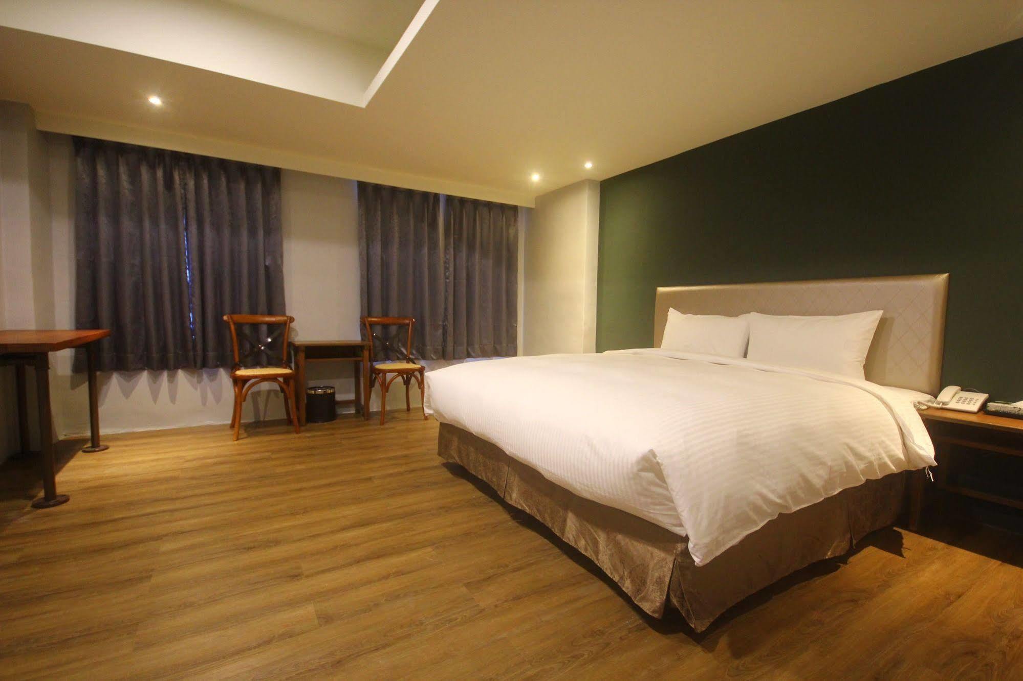 טאינאן Tourism Inn מראה חיצוני תמונה